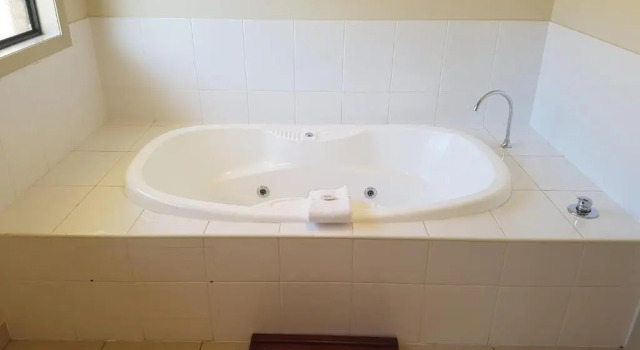Люкс Deluxe Best Western Chaffey Motor Inn