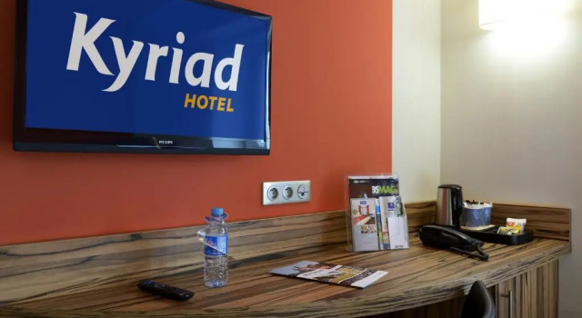 Двухместный номер Superior Kyriad Montbeliard Sochaux