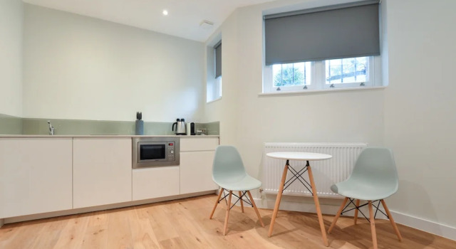 Студия Deluxe Цокольный этаж St James House Serviced Apartments by Concept Apartments
