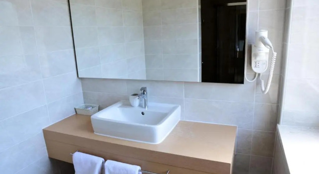 Апартаменты c 1 комнатой с видом на горы Apartment ACI Marina CRES