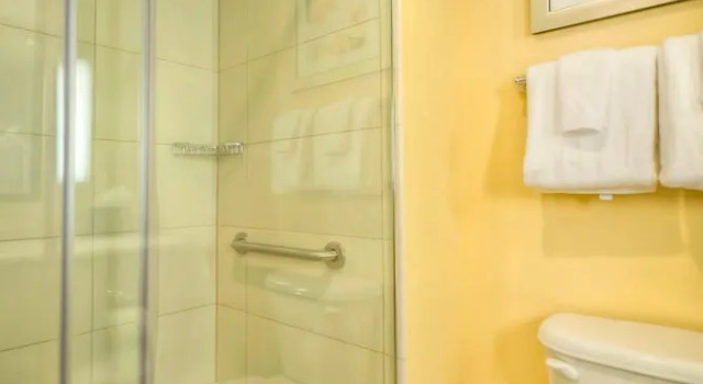 Люкс c 1 комнатой Fairfield Inn and Suites by Marriott Durham Southpoint