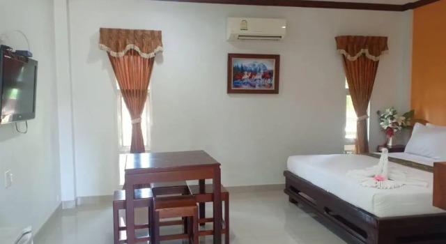 Люкс Capital O 75415 Nanthachart Riverview Resort