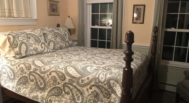 Двухместный номер Luxury с видом на сад Alpine Haus Bed & Breakfast Inn