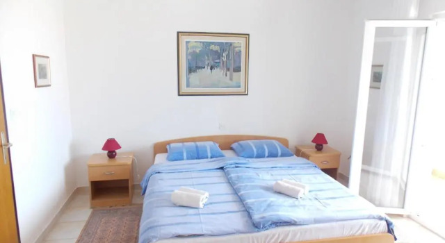 Barbat 730, Book Hostel Rab Rab Island