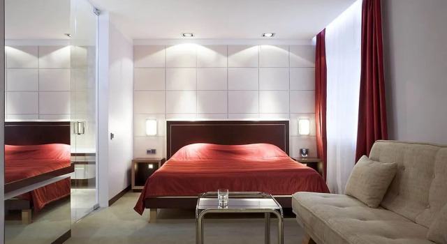 Cosmopolit Premier, Rezervasyon Otel Harkov 