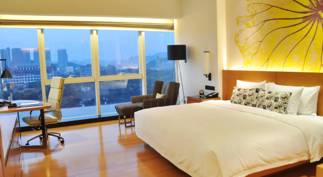 Standard Double room with garden view Wingtech Hotel