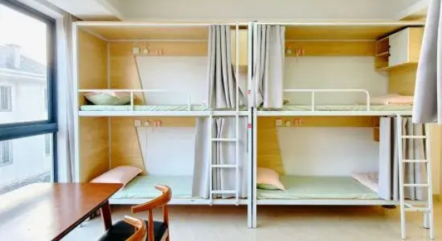 Кровать в общем номере (женский номер) Dongshan Hailexin international youth hostel