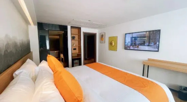 Люкс Superior NEYA Hotel (Guangzhou Baiyun International Airport,Renhe Metro Station)