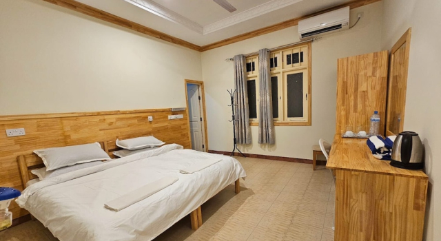 Kuri Himandhoo Inn, Rezervovat Hotel Hotely v Himandhoo se snídaní, Snídaně