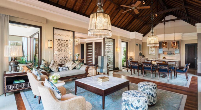 Вилла с бассейном The Strand Residence с 4 комнатами The St. Regis Bali Resort