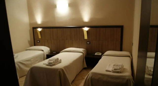 Трёхместный номер Standard Hotel Rossi