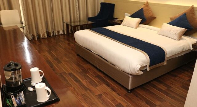 Hotel Lakhdatar, Rezerwuj Hotel Hotele w Rajasthan z parkingiem, Parking