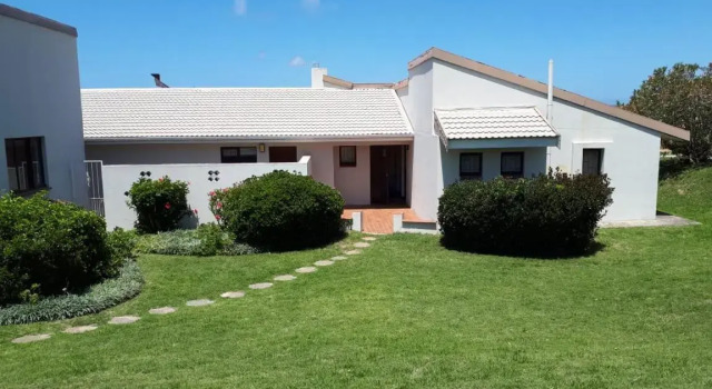 Maplan 22 Plett, Забронировать Отель Отели Плеттенберг-Бей с завтраком, рядом с Plettenberg Bay Global Village, Завтраки