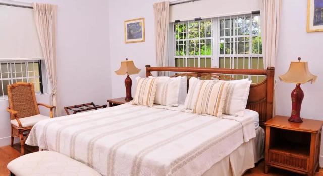 Seagaze Beach House - by Zenbreak, Rezervovat Hotel Hotely v Speightstown s parkováním, Parkování