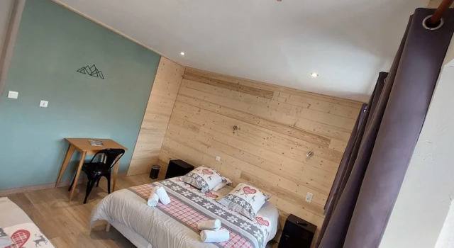 Трёхместный номер Classic Auberge Le Vieux Chaillol