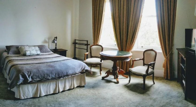 Meriam Bed and Breakfast, Book Hotel New Town Tasmania