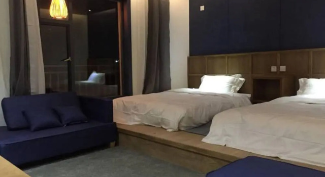 Семейный номер Standard с видом на сад Shangri-La Youyou Inn