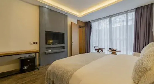 Люкс Deluxe Yuejiuqu Boutique Hotel Wuyishan