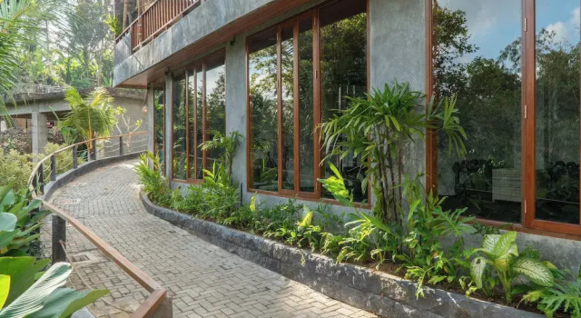 The Lumbung Jaya Resort, Забронировать Курортный отель Отели провинции Бали с завтраком, Завтраки
