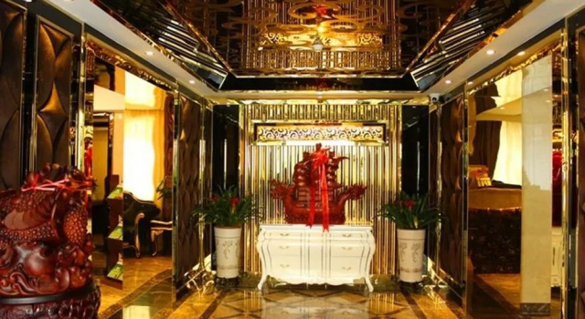 Futaifeng Shishang Hotel, Забронировать Отель Отели Гуйян с парковкой, рядом с Modern Capital, Парковка