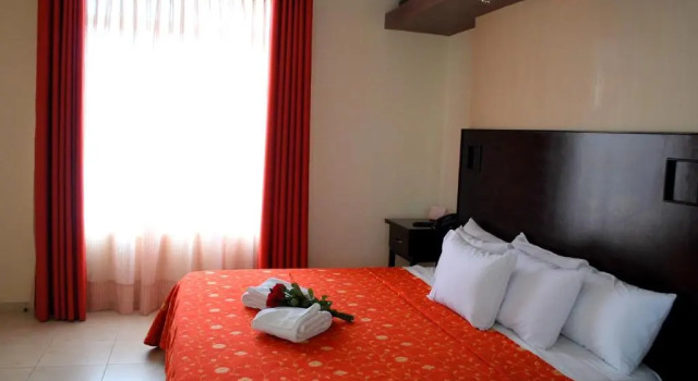 Четырёхместный номер Standard Hotel Elizabeth Ciudad Deportiva