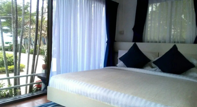 Chomtalay Resort at Had Chaosamran Beach, Забронировать Курортный отель Банхатчао-Самран Пхетчабури