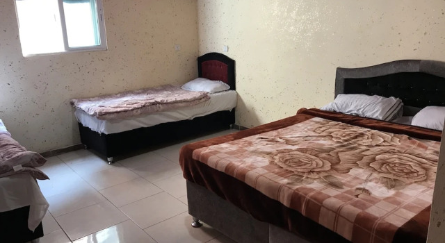 Jamal rum camp, Prenota Campeggio Hotel a Aqaba con parcheggio, Parcheggio