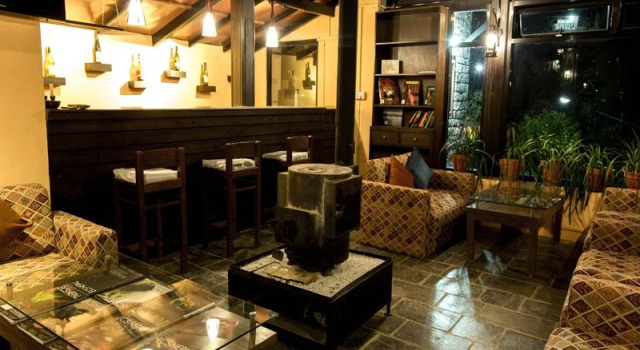 Chhahari Lodge, Đặt Khách sạn Phulbāri Cát-man-đu, gần Shivapuri National Park