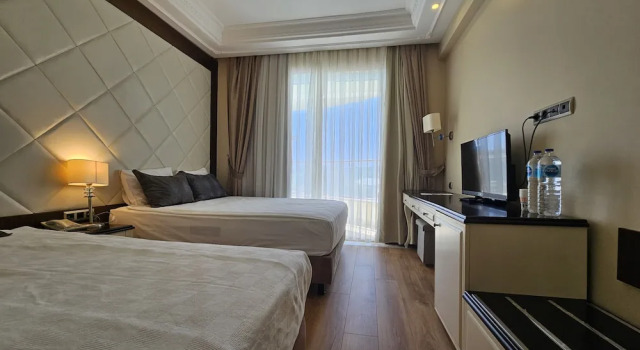 Двухместный номер Standard Goldcity Hotel