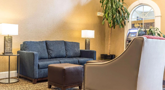 Номер Standard Comfort Suites Myrtle Beach Central