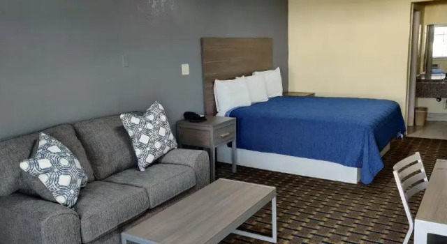 Номер Standard Ameristay Inn & Suites