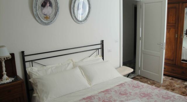 Le Signorine B&B Lecce, Забронировать Отель «постель и завтрак» Лечче Саленто, рядом с Church of Saints Nicolò and Catald