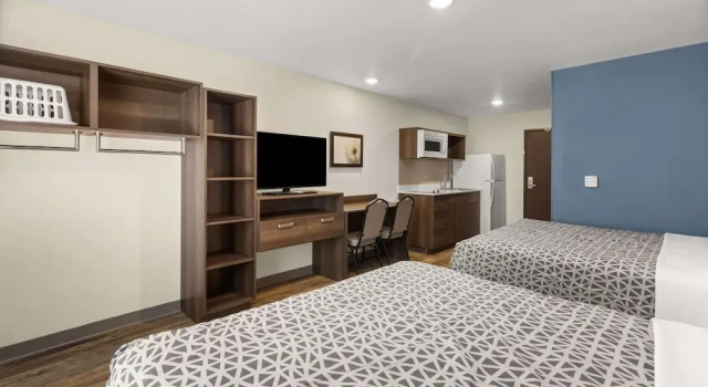 Четырёхместный люкс WoodSpring Suites Bowling Green I-65