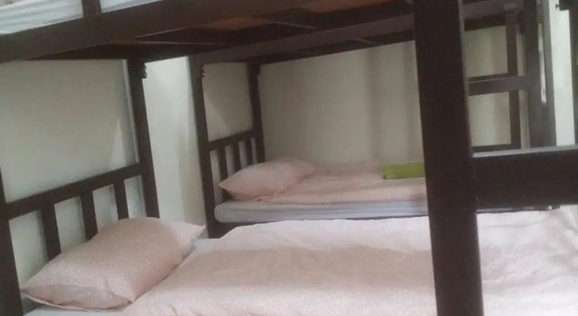 Кровать в общем номере First Inn On Nut - Hostel