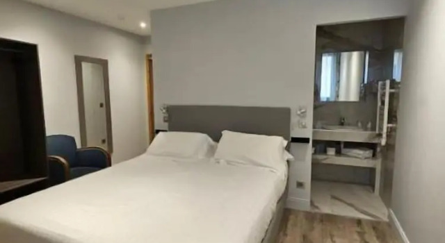 Номер Standard Hotel de la Couronne