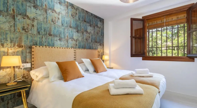 Апартаменты Unique Apt with Stunning Alhambra Views. Mirador de la Victoria