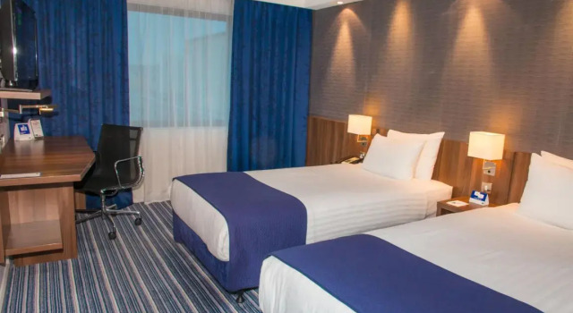 Номер Standard Holiday Inn Express London Heathrow T5 by IHG