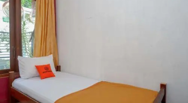 Rumaharyono, Book Hotel Ngampilan 
