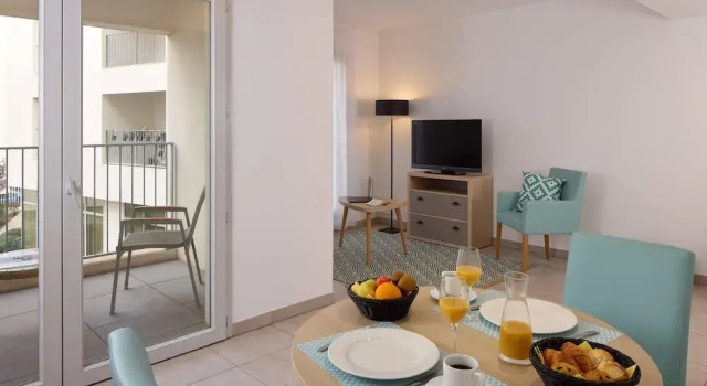 Люкс Quality Aparthotel Marseille Centre Lodi