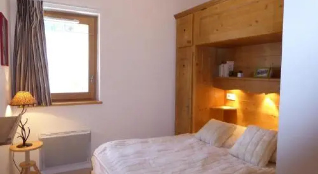Apartment Agréable jardinet - proche du centre, Забронировать Апартаменты/квартира Пралоньян-ла-Вануаз Massif de la Vanoise, рядом с Горнолыжный подъемник Женепи