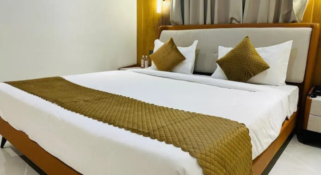 Люкс Hotel TAAR TANGERINE Gachibowli