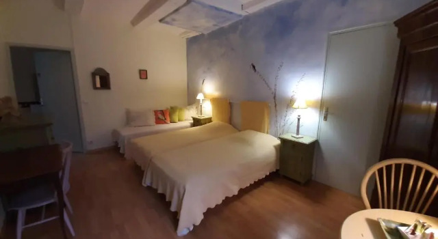 Au fil de Lods, Rezervovat Hotel Hotely v Doubs s parkováním, Parkování