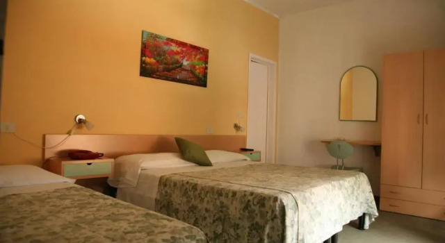 Трёхместный номер Standard Hotel Giovanna
