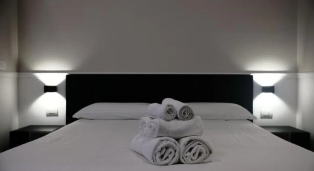 Отель Five Boutique Rooms