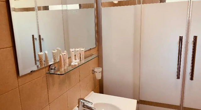 Апартаменты с 3 комнатами с балконом Tala Bay Residence - Families Only
