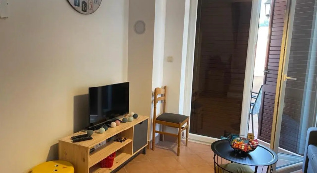 Апартаменты с 2 комнатами с балконом и с видом на море Apartments Kralj Ana