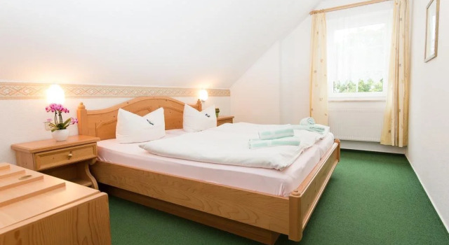 Haus Strandeck Zingst, Забронировать Отель Отели Цингст 3 звезды, рядом с Zingst Pier, 3*