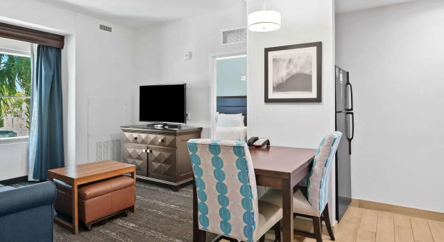 Люкс Homewood Suites by Hilton Fort Lauderdale Airport-Cruise Port