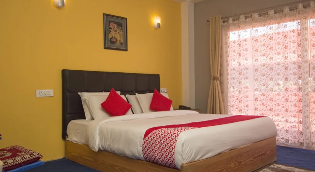 OYO 23353 Hidden Gem Residency