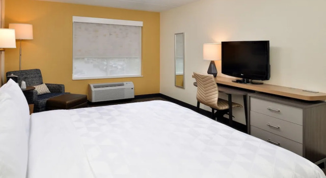 Двухместный номер Standard Holiday Inn & Suites Overland Park-Conv Ctr by IHG